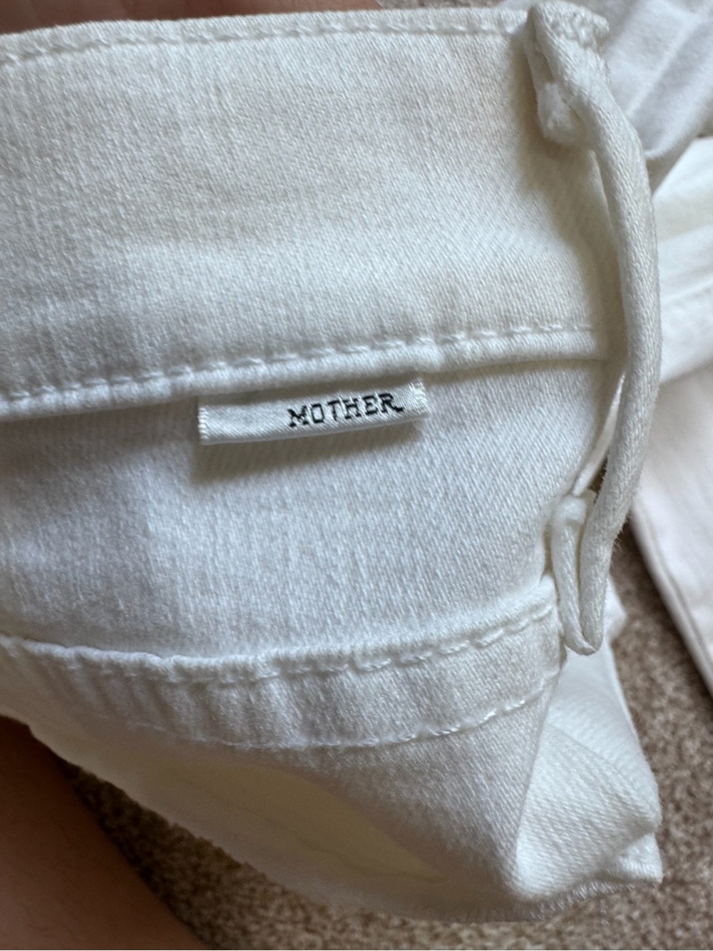 MOTHER The Rascal Ankle Snippet Stayin’ Alive White Jeans Size 25 Frayed Hem - Picture 12 of 15